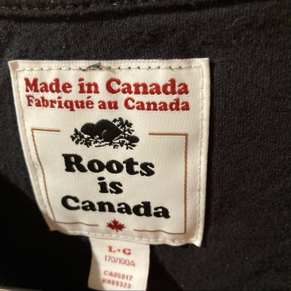 ROOTS Sz L NICE T-Shirt Short Sleeve Tee Made in Canada - Picture 3 of 5